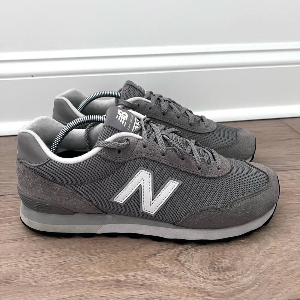 New Balance Women's 515 V3 Classic Sneaker WL515GR3 Gray White Size 9.5
